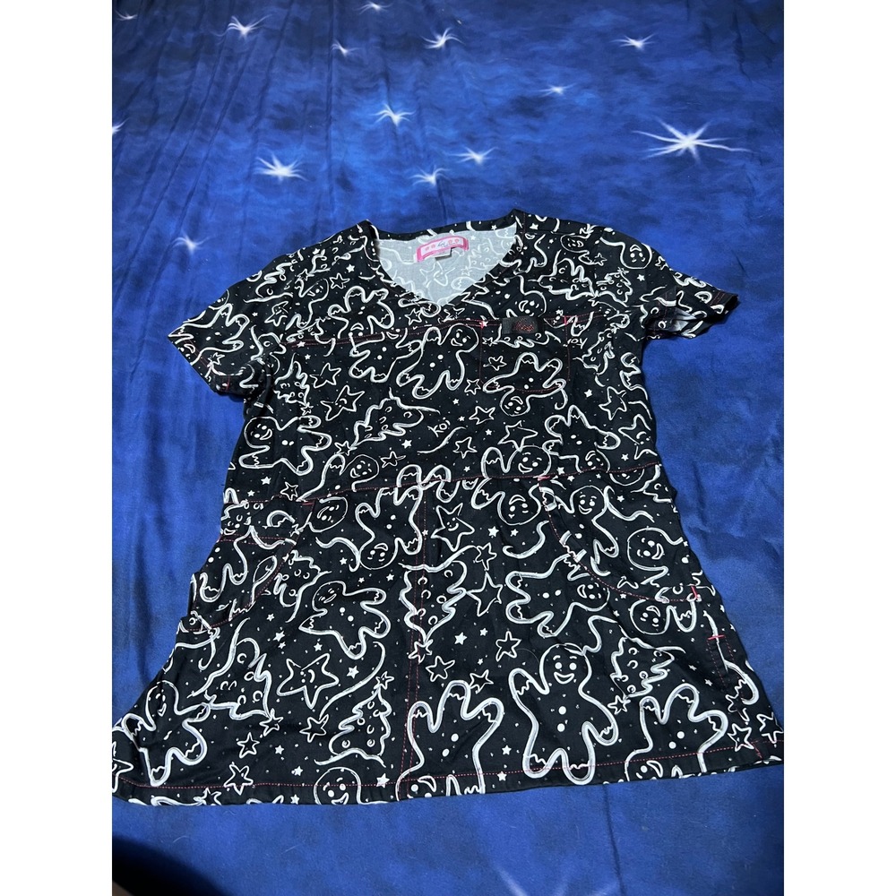 Koi Scrub Top XS Black Gingerbread Man Christmas Holiday V-Neck Medical Uniform